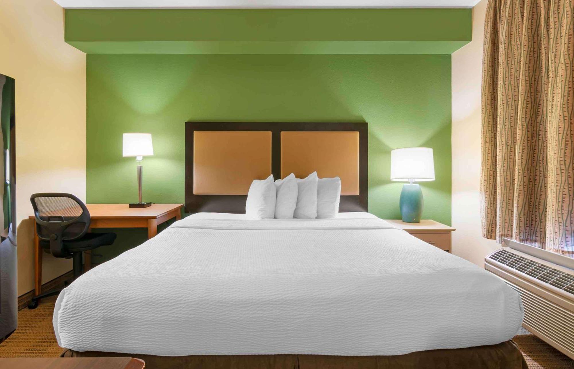 Extended Stay America Suites - Kansas City - Overland Park - Metcalf Ave מראה חיצוני תמונה