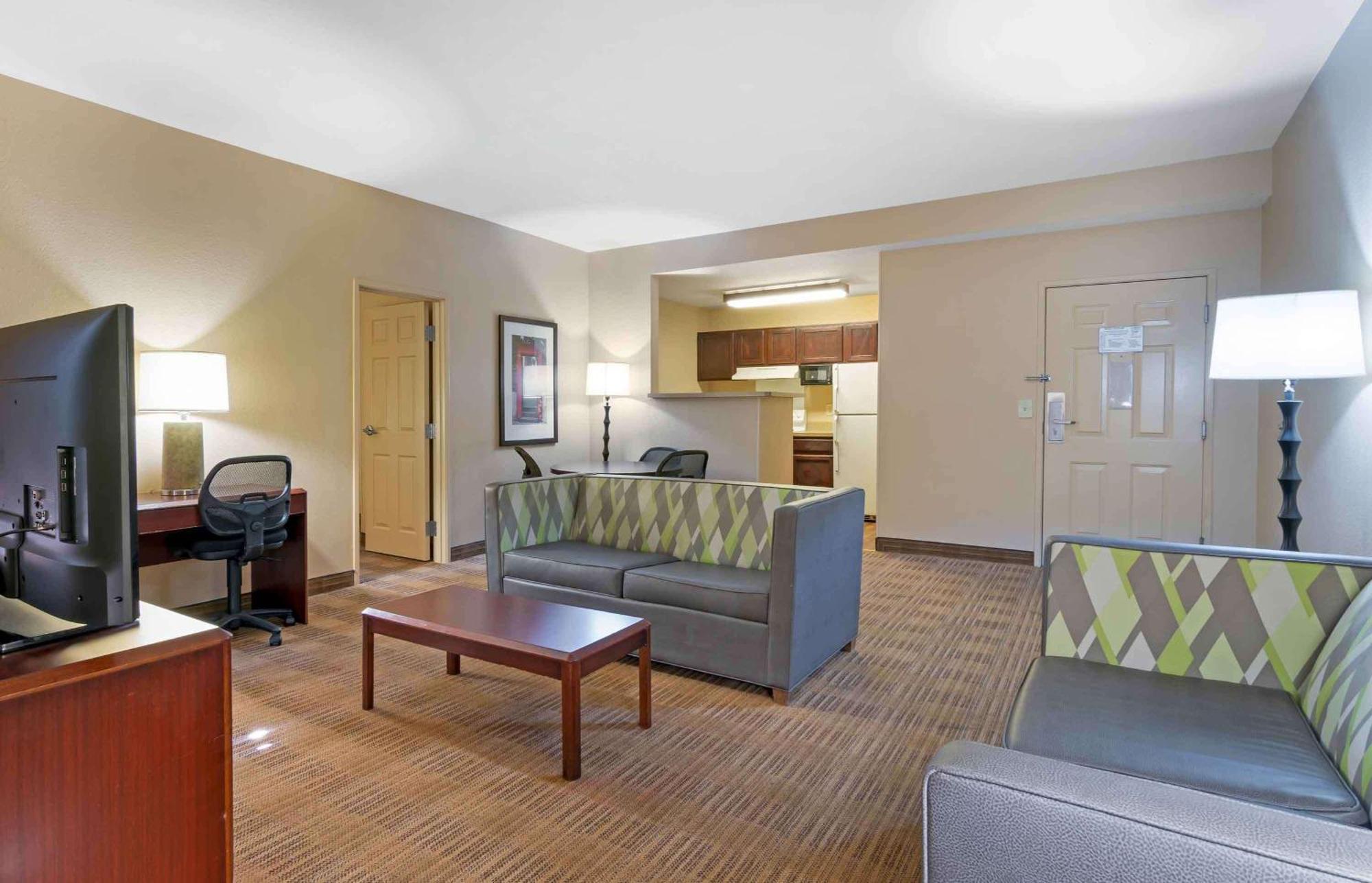Extended Stay America Suites - Kansas City - Overland Park - Metcalf Ave מראה חיצוני תמונה
