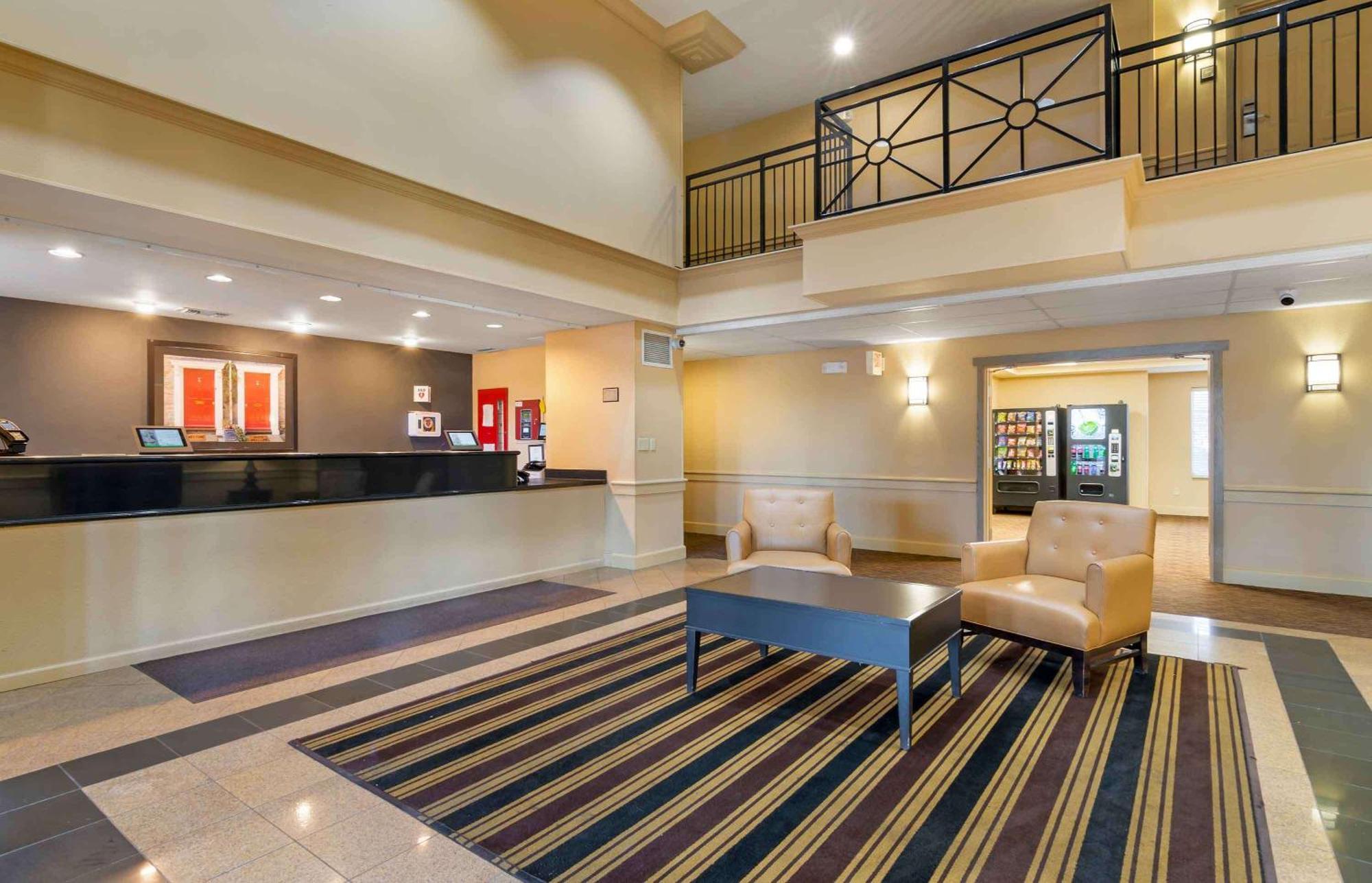 Extended Stay America Suites - Kansas City - Overland Park - Metcalf Ave מראה חיצוני תמונה