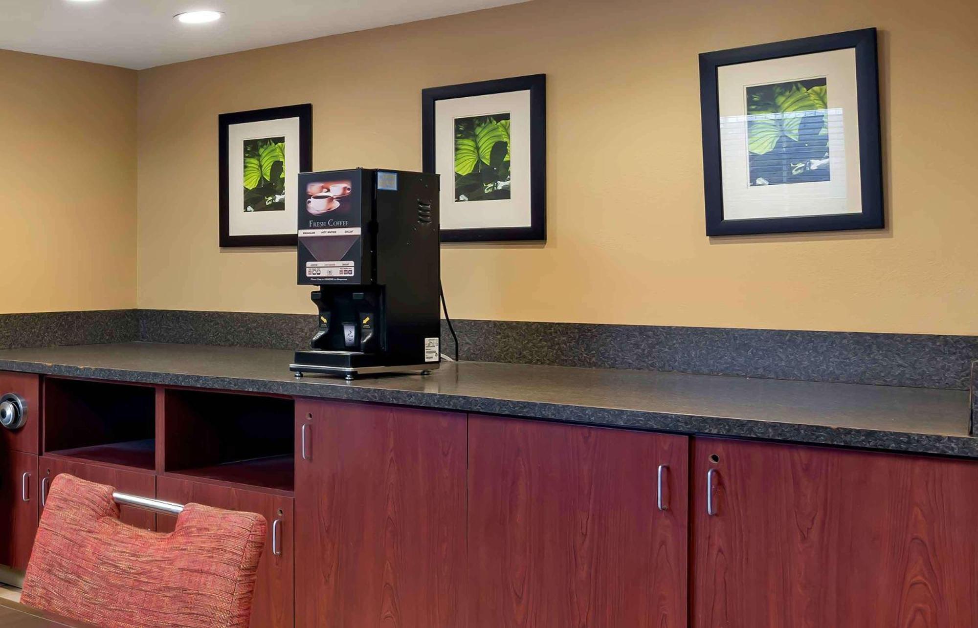 Extended Stay America Suites - Kansas City - Overland Park - Metcalf Ave מראה חיצוני תמונה